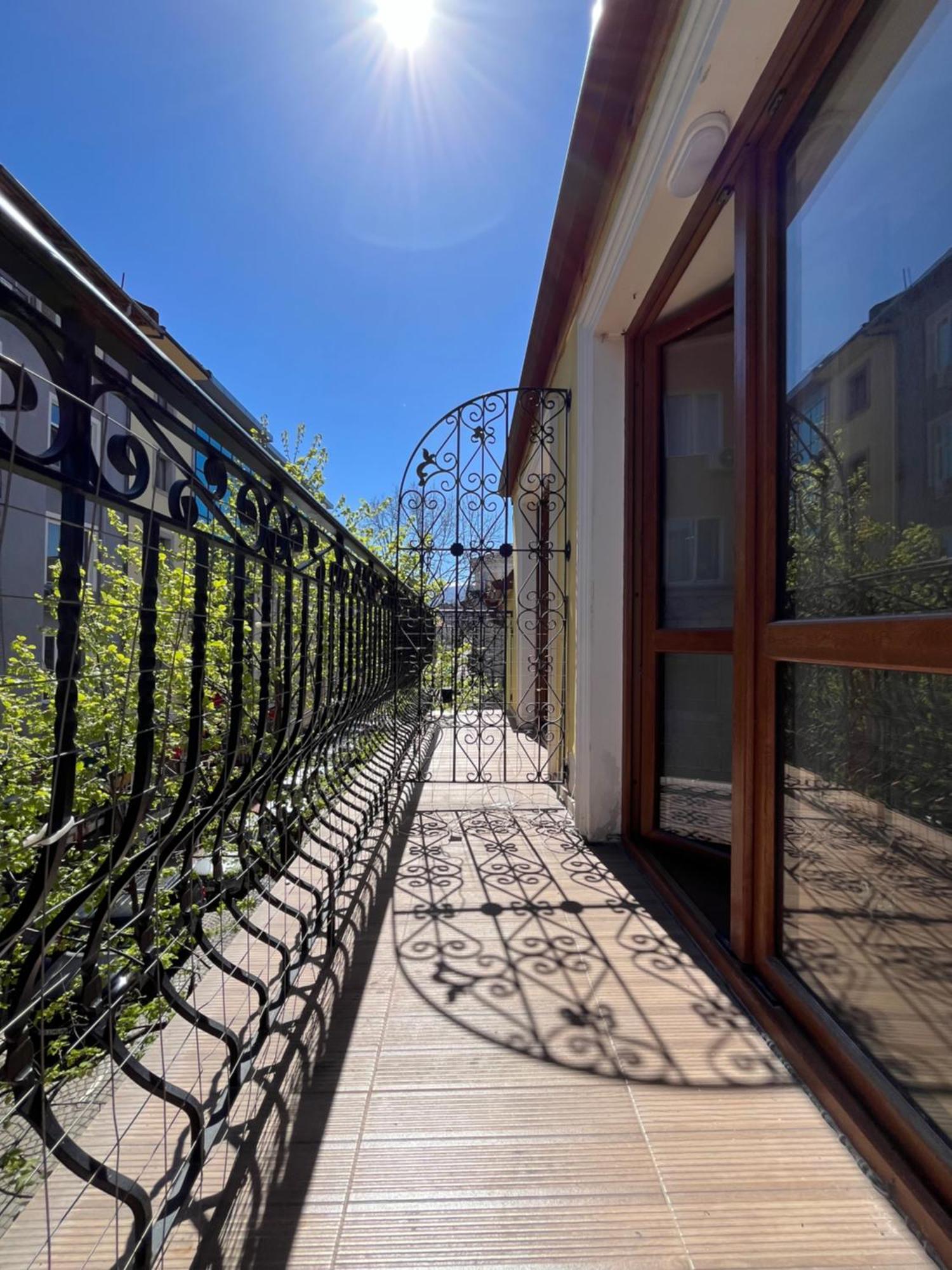 Gasthuis En-suite Rooms: Novа In Center Sofia