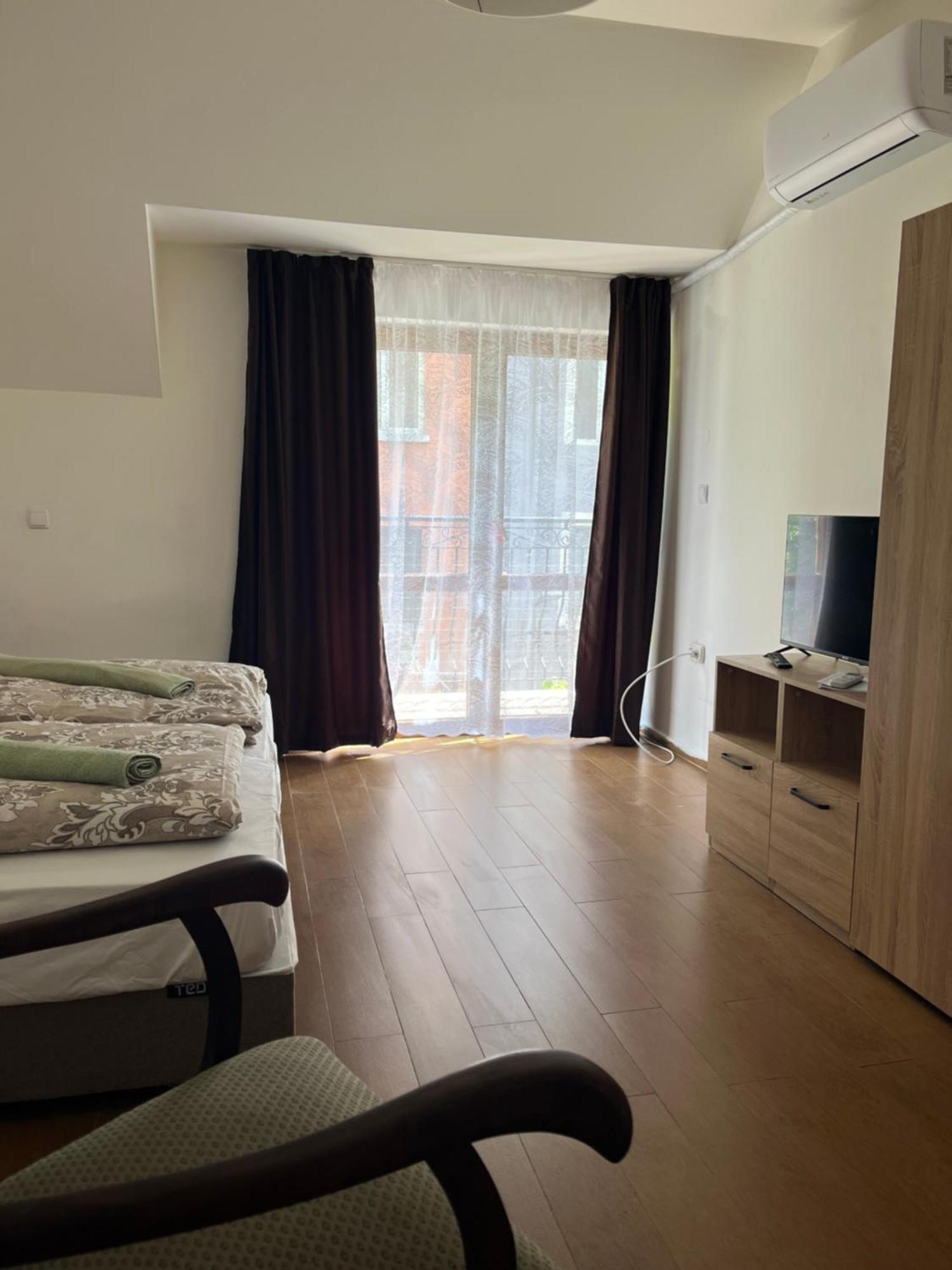 En-suite Rooms: Novа In Center Sofia