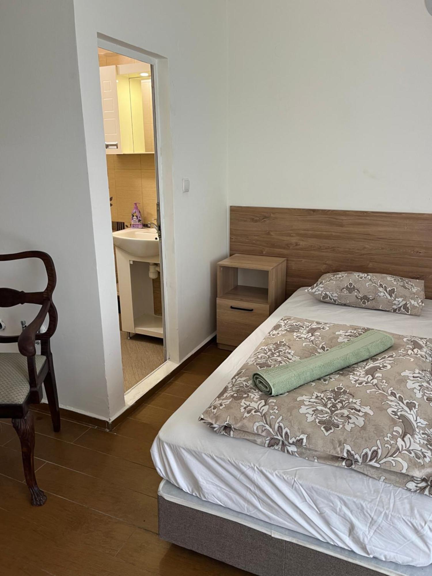 Gasthuis En-suite Rooms: Novа In Center Sofia