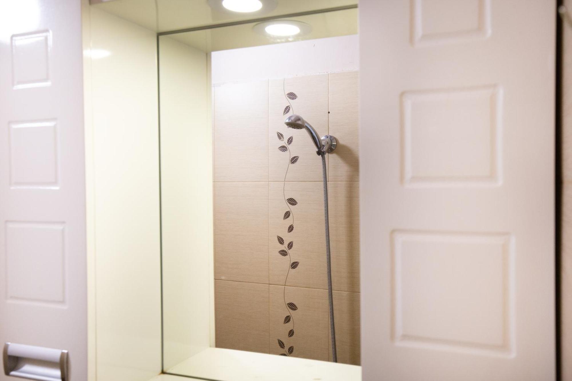 En-suite Rooms: Novа In Center Sofia