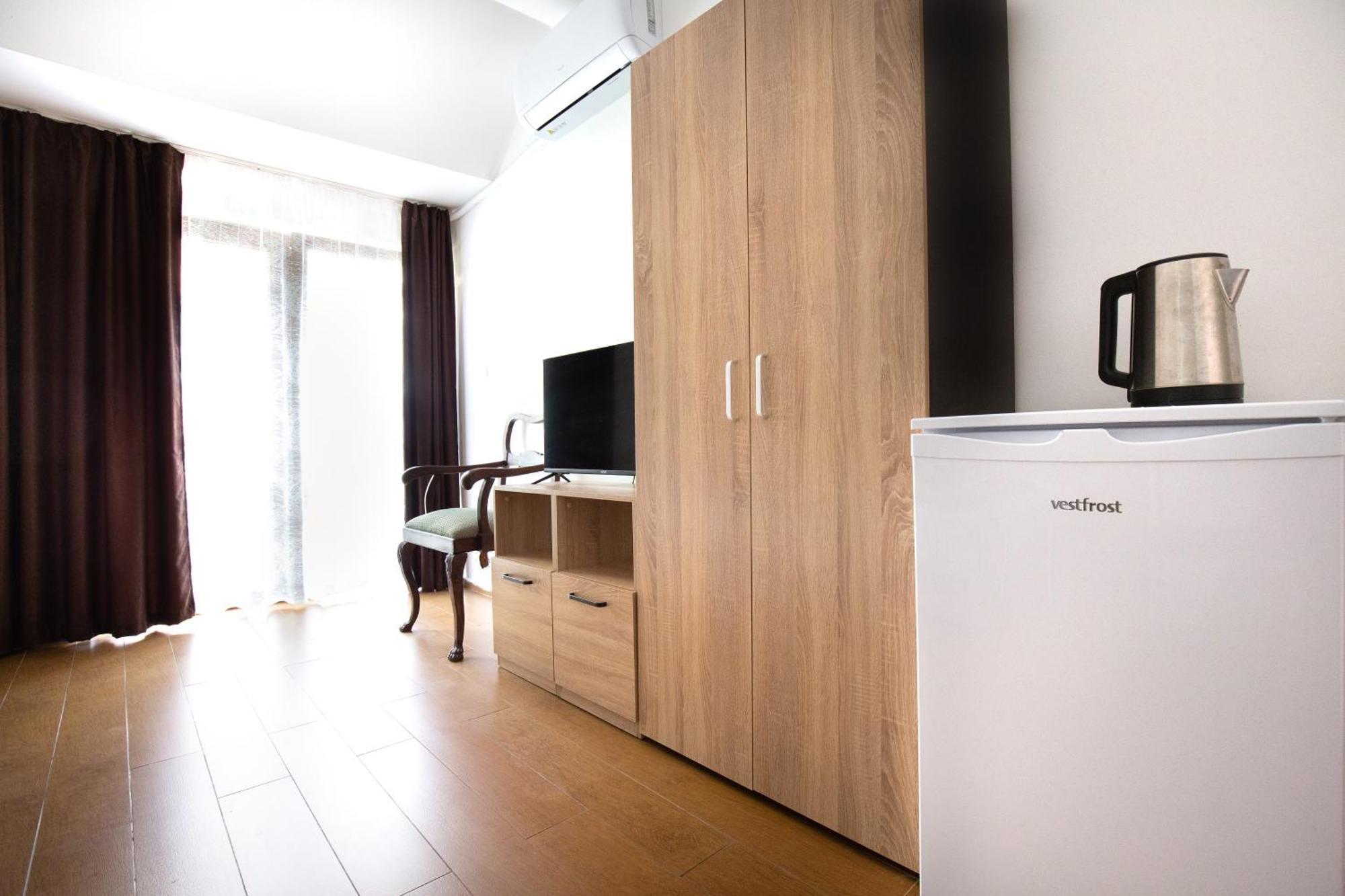 Gasthuis En-suite Rooms: Novа In Center 2*
