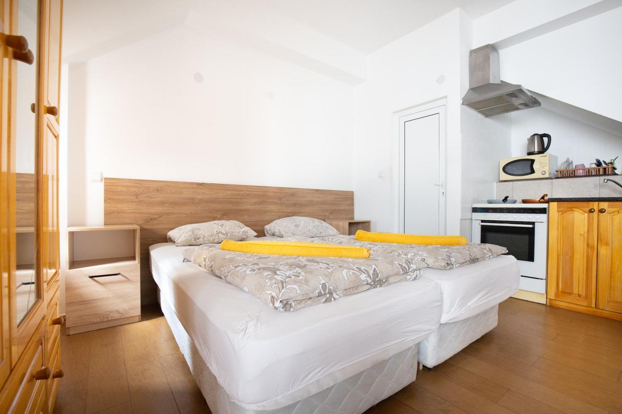 En-suite Rooms: Novа In Center Sofia