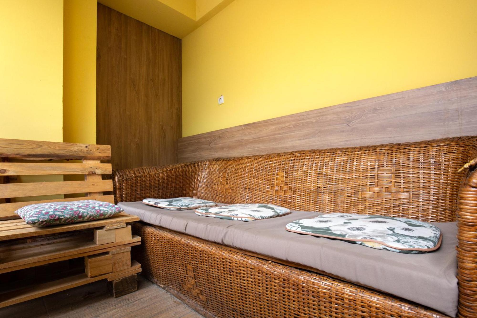 Gasthuis En-suite Rooms: Novа In Center