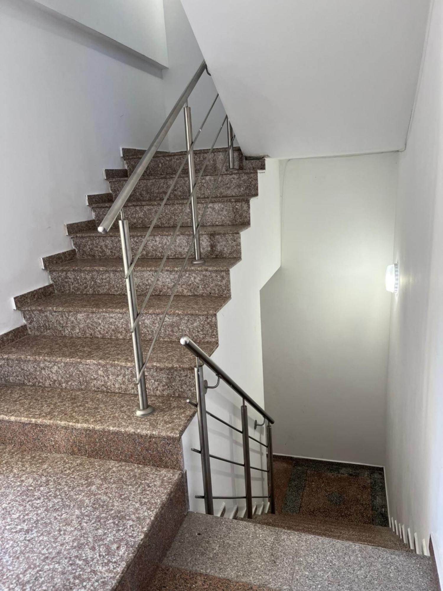 En-suite Rooms: Novа In Center Affittacamere Sofia