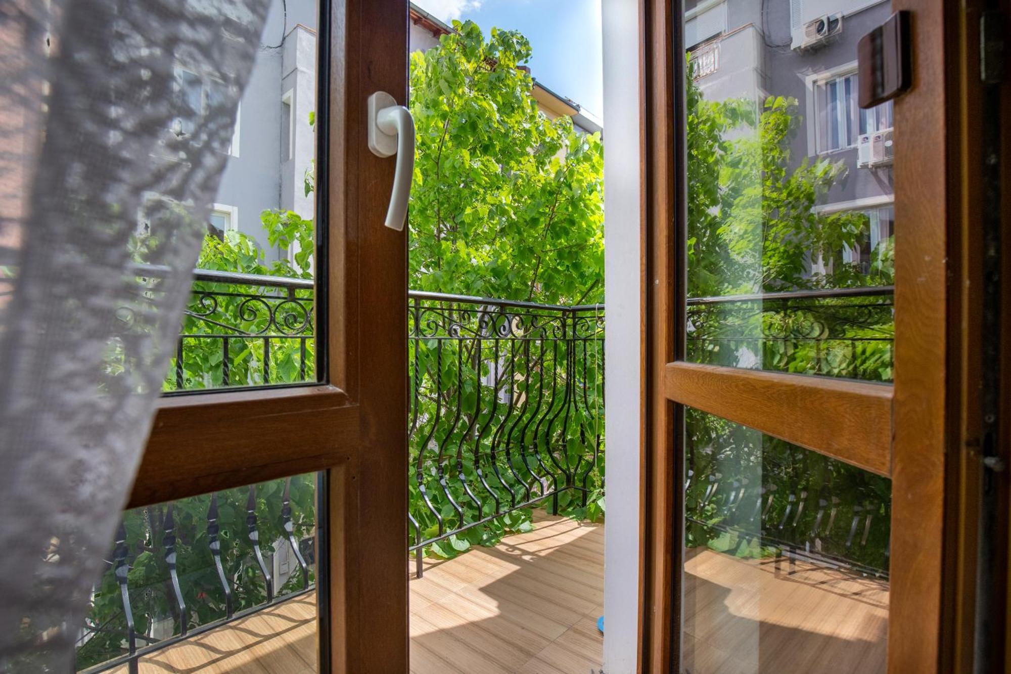 En-suite Rooms: Novа In Center Affittacamere 2*